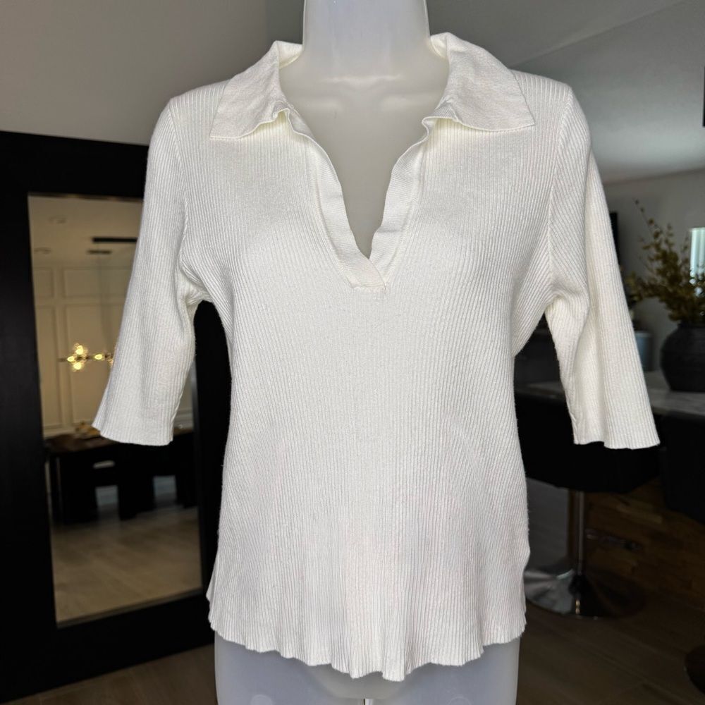 Halston Ribbed Sweater. Size Small - Picture 3 of 10